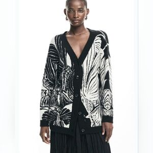 Desigual Black White Graphic Cropped Cardigan NWT Size S